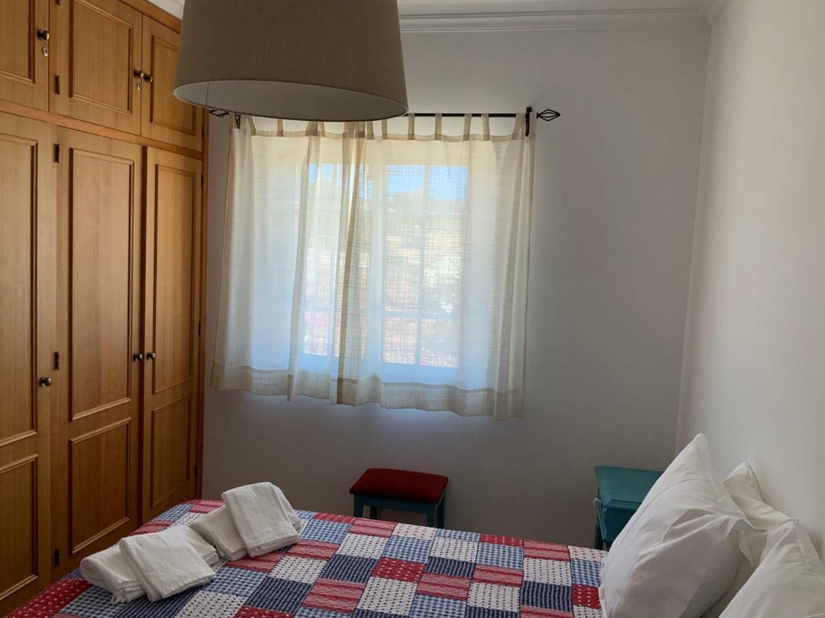 Guest House Alfarrobeiras Αλμπουφέιρα Εξωτερικό φωτογραφία