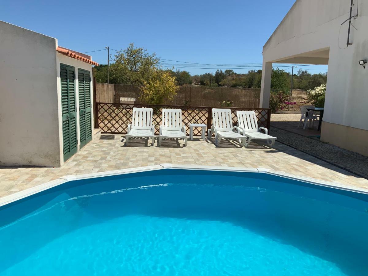 Guest House Alfarrobeiras Αλμπουφέιρα Εξωτερικό φωτογραφία