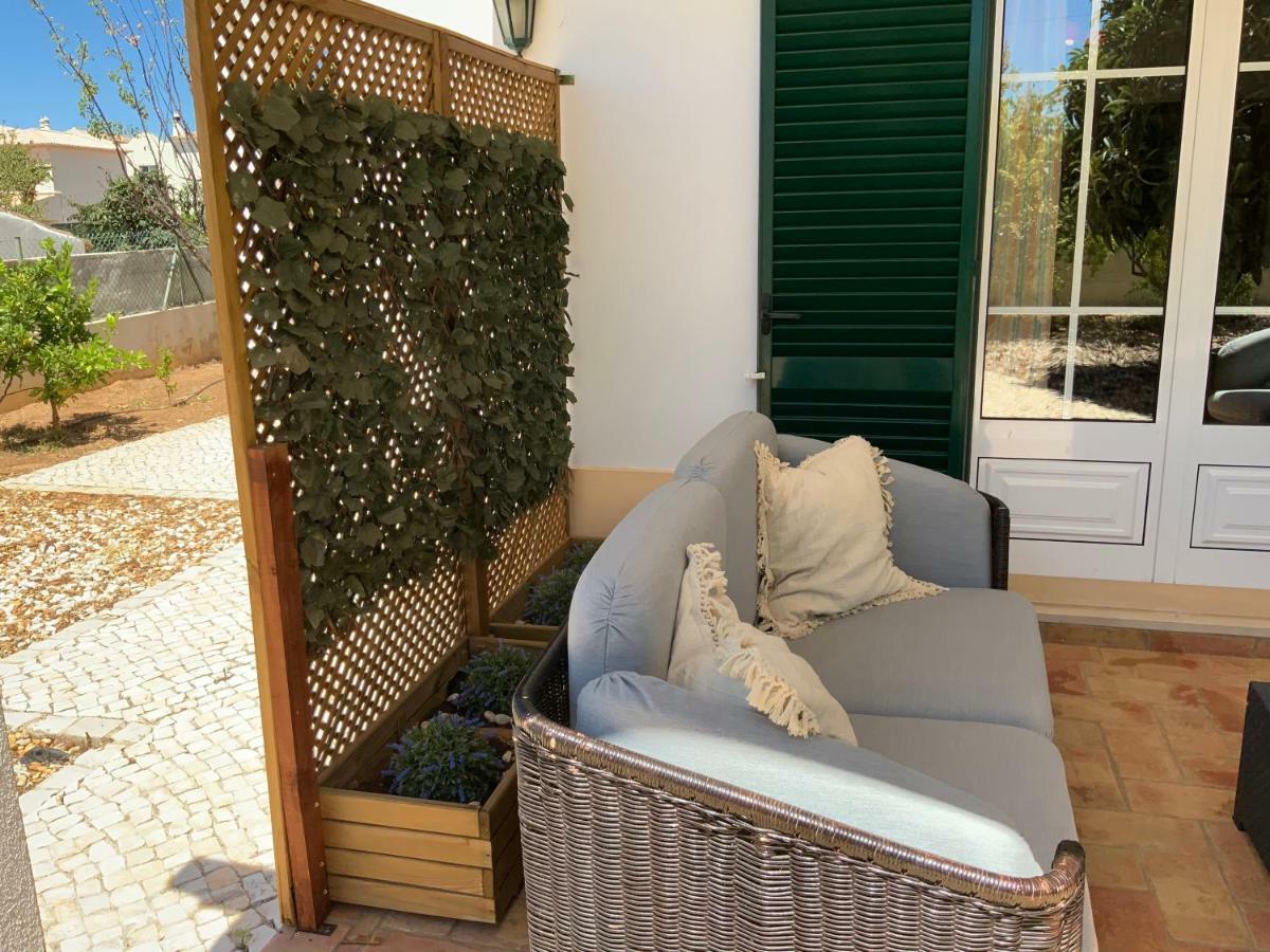 Guest House Alfarrobeiras Αλμπουφέιρα Εξωτερικό φωτογραφία