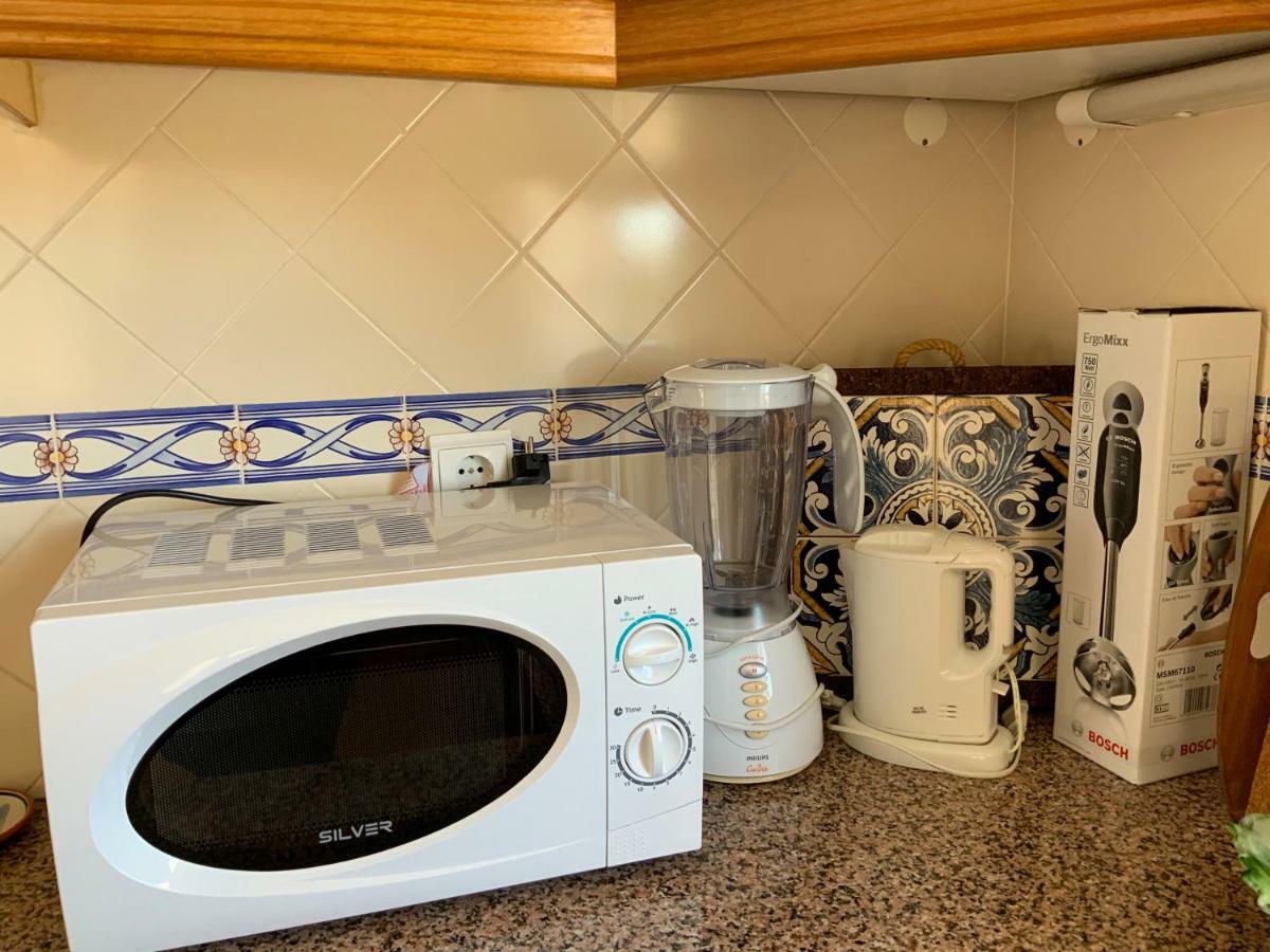 Guest House Alfarrobeiras Αλμπουφέιρα Εξωτερικό φωτογραφία