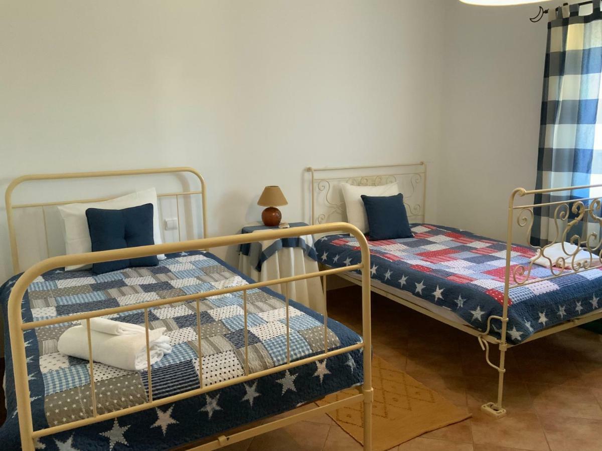 Guest House Alfarrobeiras Αλμπουφέιρα Εξωτερικό φωτογραφία